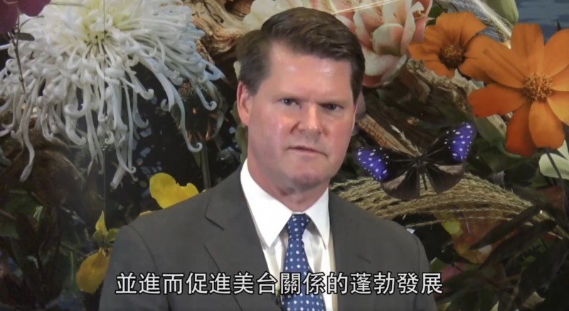 美國在台協會今公布美國國防部前印太安全事務部助理部長薛瑞福的專訪影片，薛瑞福在訪問中表示，因台灣遭恫嚇威脅的擔憂提升，促進台美間的國防合作（擷取自AIT影片）