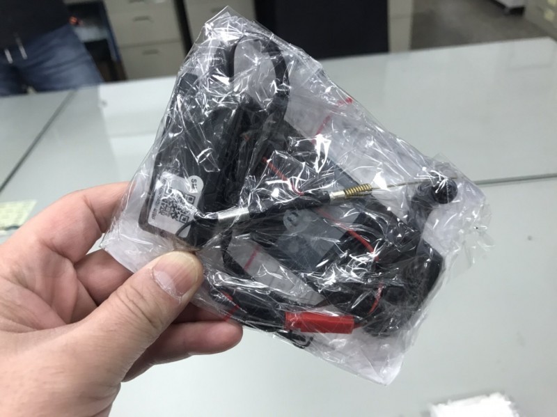 桃園1高職女廁被放置針孔攝影機，警方查到是該校1男老師所為。（記者李容萍翻攝）