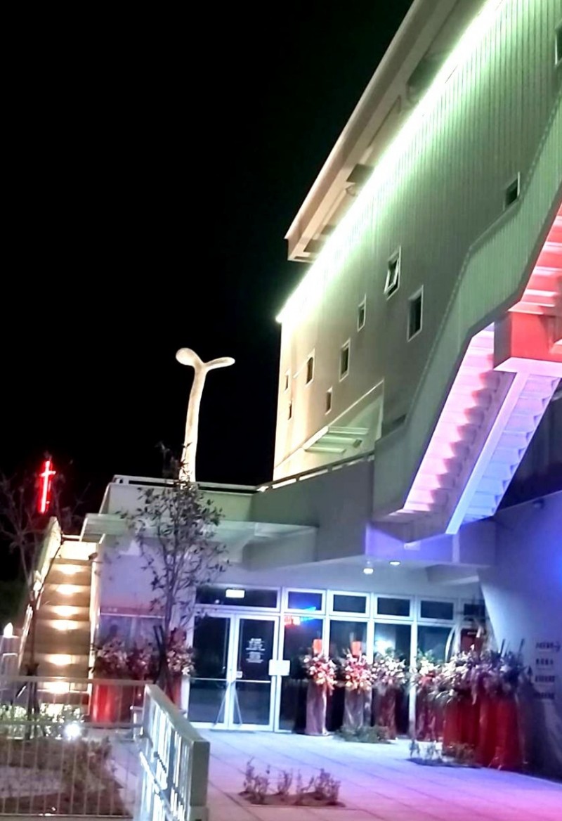 南化區公所有微型蘭展,加上裝置藝術,吸引民眾欣賞。(記者吳俊鋒翻攝) 南化區公所有微型蘭展,加上裝置藝術,吸引民眾欣賞。(記者吳俊鋒翻攝)