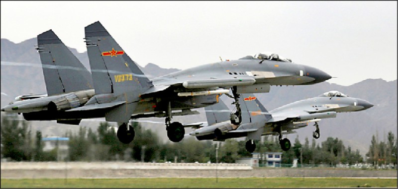 疫情延燒》北京對台文攻武嚇 變本加厲