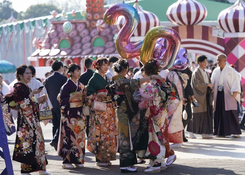 日本東京主題遊樂園「豐島園」，今（21日）上午10時重新開門營業，隨即引來大批帶著小孩的家庭湧入。豐島園示意圖。（歐新社）