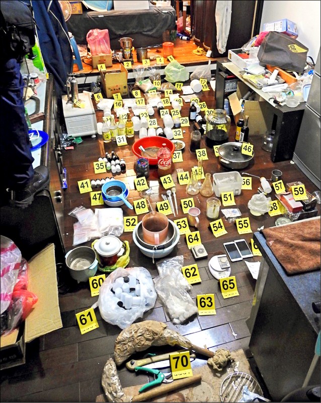 新毒品DMT工廠 藏身板橋公寓