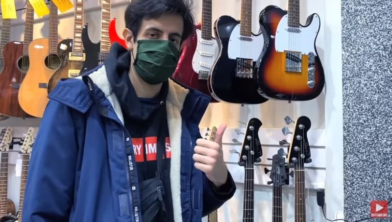 狂買台灣貝斯送粉絲！全球知名YouTuber在台灣報平安