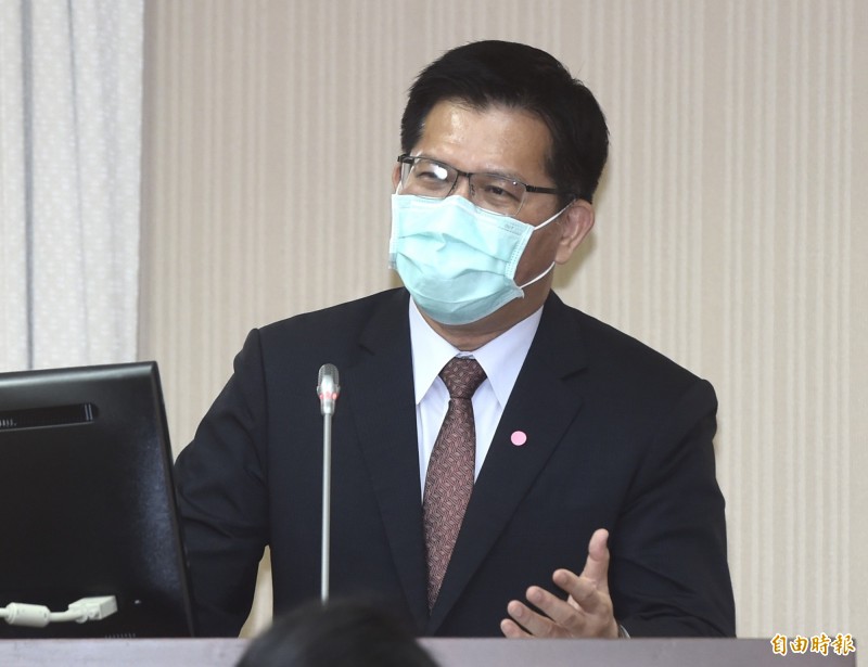 立法院交通委員會27日處理109年度中央政府總預算案關於交通部主管預算凍結書面報告案,交通部長林佳龍列席備詢。(記者簡榮豐攝) 立法院交通委員會27日處理109年度中央政府總預算案關於交通部主管預算凍結書面報告案,交通部長林佳龍列席備詢。(記者簡榮豐攝)