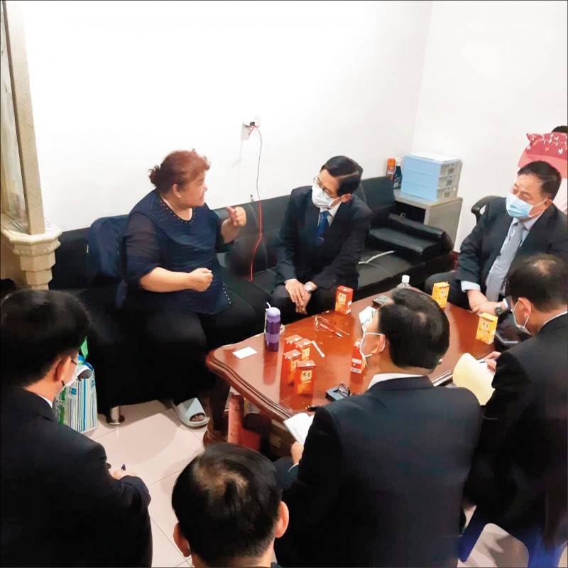 中尉之死 國防部長致歉 少將旅長調職