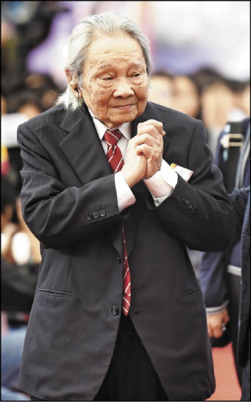 台灣文豪鍾肇政昨晚辭世，享耆壽96歲。（資料照）