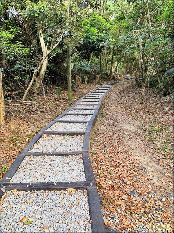 大坑風景區有多條步道，假日遊客眾多，民代爭取納入參山國家風景區，活化地方資源。（記者張菁雅攝）