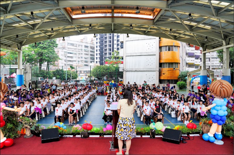 落實防疫規範 新北可辦畢典、畢旅