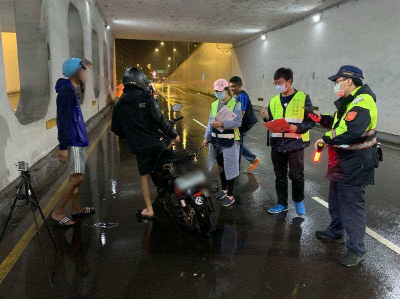 遏止未成年無照騎車鑄成憾事樹林警將強制扣車 社會 自由時報電子報