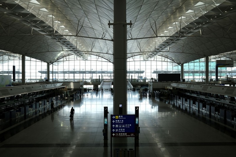 香港國際機場將自6月1日起適度恢復轉機服務。圖為機場一景。（路透）