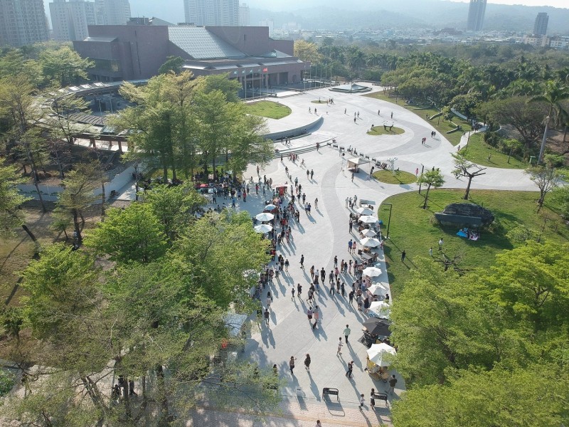 「世界冠軍園遊會」將在高美館館前廣場舉行。（記者許麗娟翻攝）