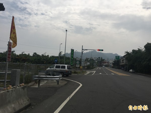 國3古坑鄉交流道北上、南下匝道分別連接縣道149甲及158甲線，相距約2.8公里，導致交通紊亂，駕駛常常迷航。（資料照）