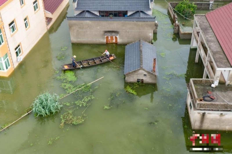 中國南京南京市溧水區和鳳鎮張家社區部分房屋因石臼湖漲水被淹。圖為7月19日一景。（圖擷取自網路）