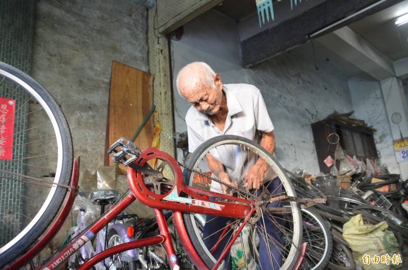 開單車店68年88歲店長還是一尾活龍 生活 自由時報電子報