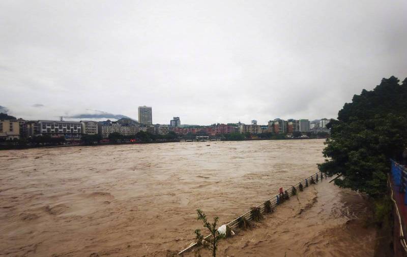 中國四川自10日起受暴雨襲擊，17日才剛結束。今日又將迎新一輪強降雨。（圖翻攝自微博）