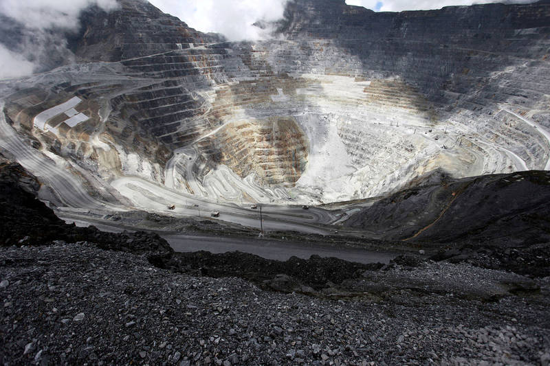 位於印尼東部西巴布亞省的全球最大金礦格拉斯伯格金銅礦場。（路透資料照）
