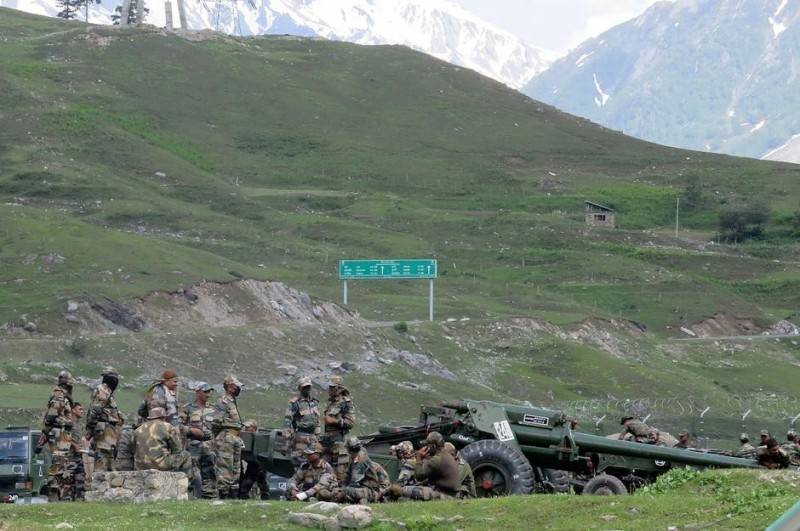 中印邊境衝突日益升溫，中國網友對俄羅斯持續向印度出售軍武對付中國感到不滿，但中國官媒卻幫俄羅斯緩頰。（路透社）