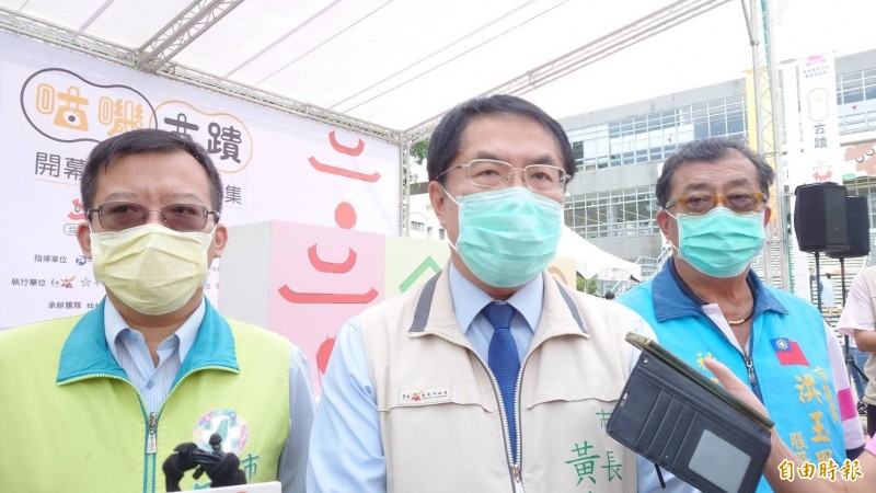 國慶煙火在台南，台南市長黃偉哲今日受訪表示，期望帶來觀光旅遊效益，並增進提高旅宿住房率。（記者洪瑞琴攝）