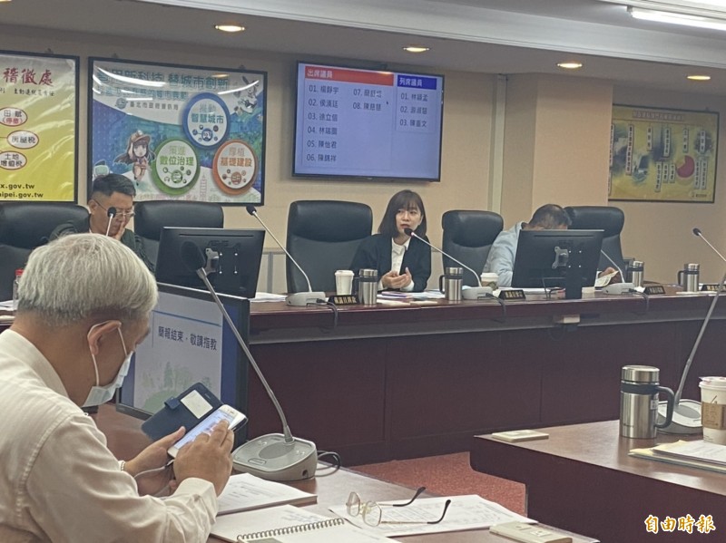 北農質譜儀被當柯P政績 簡舒培︰不能割菜尾割得這麼乾淨