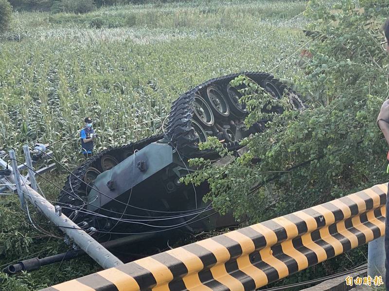 小金門戰車翻覆1死1傷金防部副指揮官張永文哽咽證實 政治 自由時報電子報