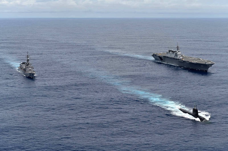 不只美國 日本艦隊現身南海進行反潛軍演 國際 自由時報電子報