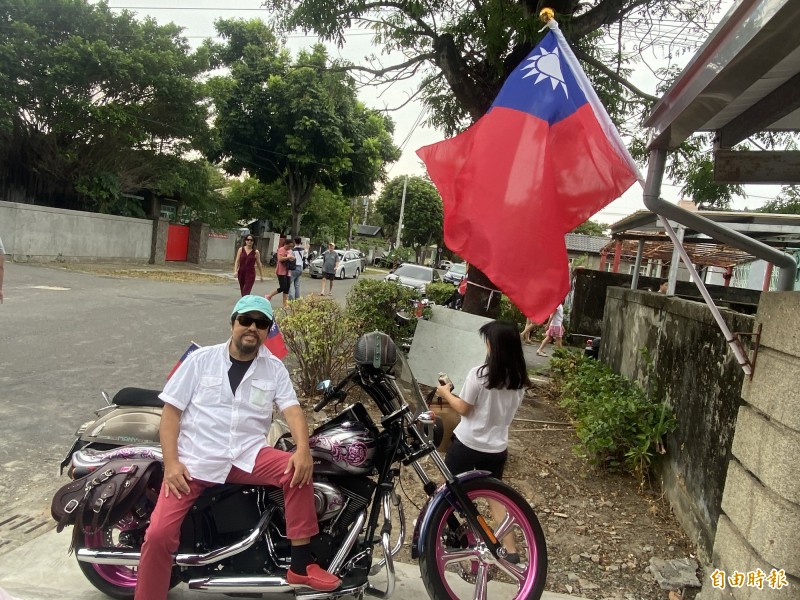 黎熾光故居(右)曾遭美軍炸成殘骸。(記者黃旭磊攝) 黎熾光故居(右)曾遭美軍炸成殘骸。(記者黃旭磊攝)
