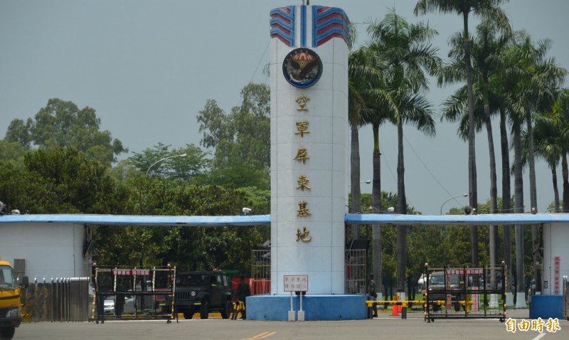 空軍配料件總庫派駐空軍屏東基地的專業庫，發生部隊值日官溜班跑到營區外打麻將離譜情事。（記者李立法攝）