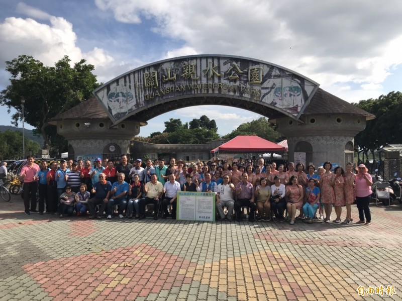 關山親水公園曾是旅遊金字招牌，現已褪色，縣府允重新開發，重新擦亮招牌。（記者黃明堂攝）