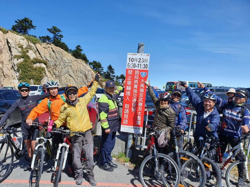 KOM自行車登山王挑戰賽23日將在花蓮七星潭登場，選手挑戰路線將一路騎至太魯閣並攀升到合歡山武嶺，長約105公里，警方顧及賽事安全，清晨5點起分階段沿線管制。（警方提供）