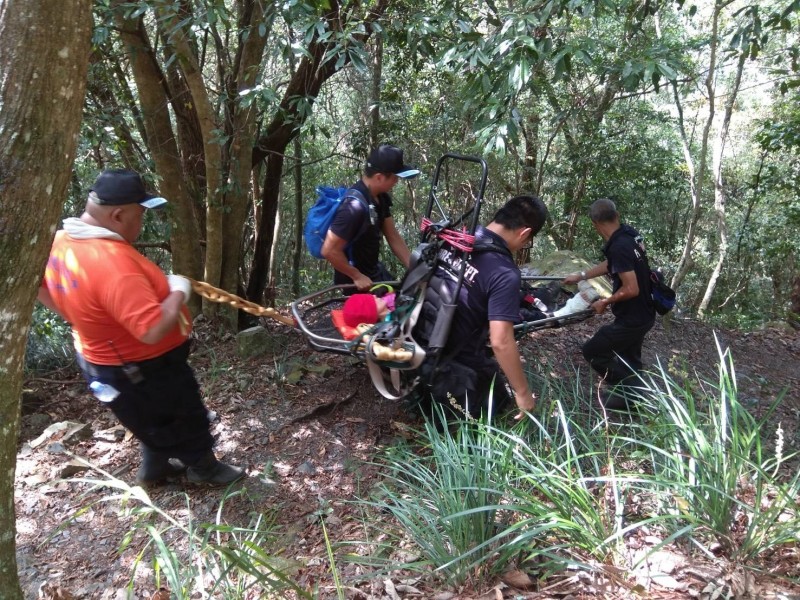 山林事故頻傳，讓消防救難人員疲於奔命。（記者蘇金鳳翻攝）