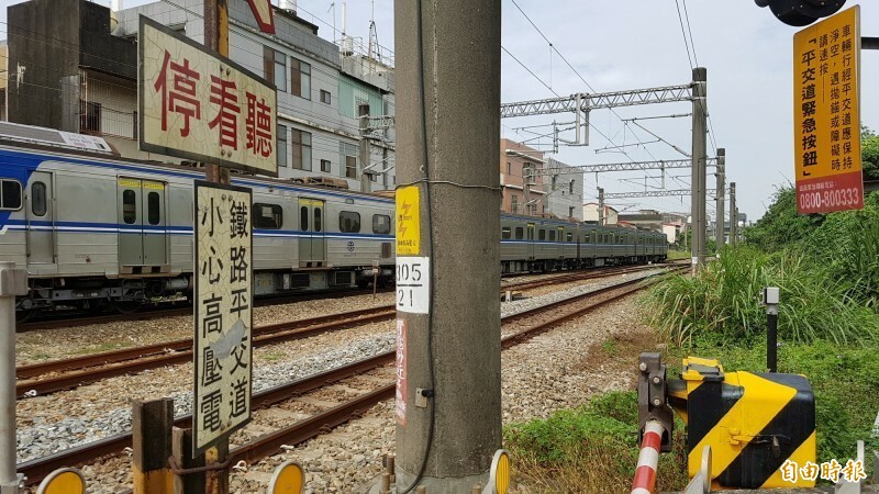 台鐵列車。（資料照，記者林宜樟攝）