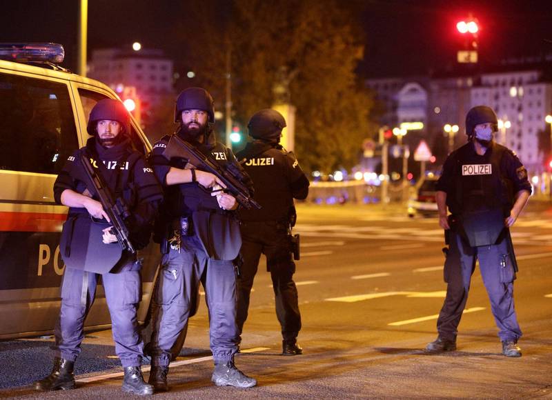奧地利首都維也納爆發恐怖攻擊事件。（路透）