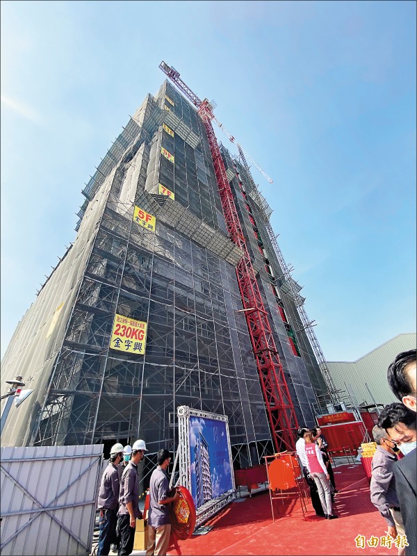 台南維冠大樓重建上樑 賴清德:感動及感激 - 生活 - 自由時報電子報