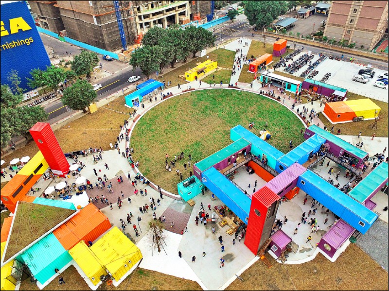 集盒貨櫃聚落原場域將興建社會住宅。（記者王榮祥翻攝）