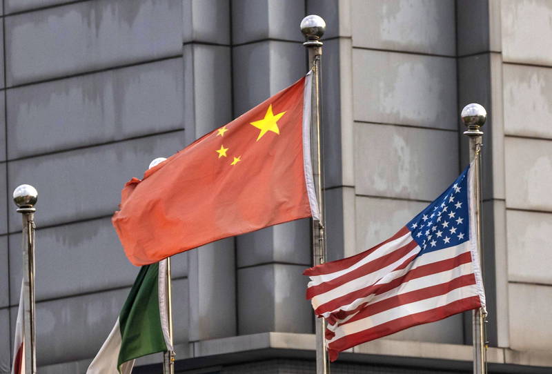 中國國防部今天（11日）宣布，「2020中美兩軍人道主義救援減災研討交流活動」11日起在南京、夏威夷兩地以網路視訊交流3天。（歐新社）