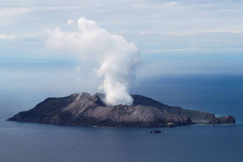 紐西蘭旅遊勝地白島去年火山爆發，造成22人死亡。紐西蘭工作安全局今日對13方提出訴訟。（路透資料照）