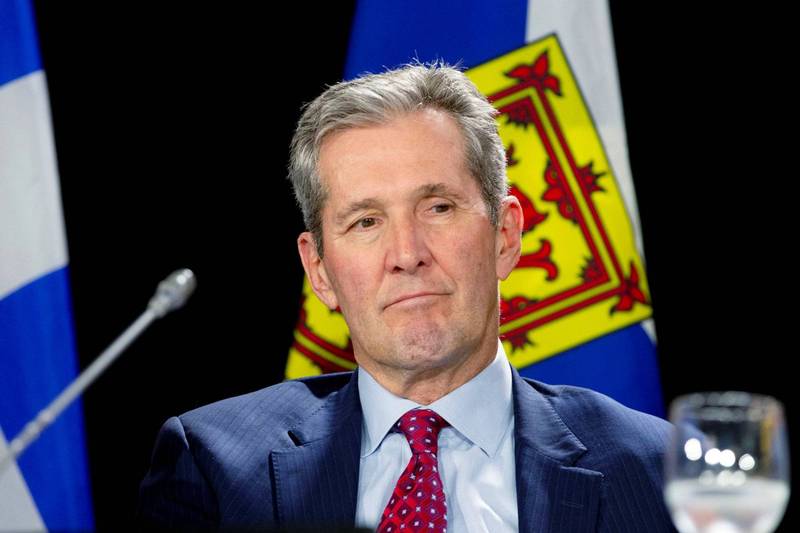 加拿大曼尼托巴省長巴里斯達 （Brian Pallister）針對耶誕假期防疫撂下重話，直說「不相信武漢肺炎威脅的人是白痴！」（路透）