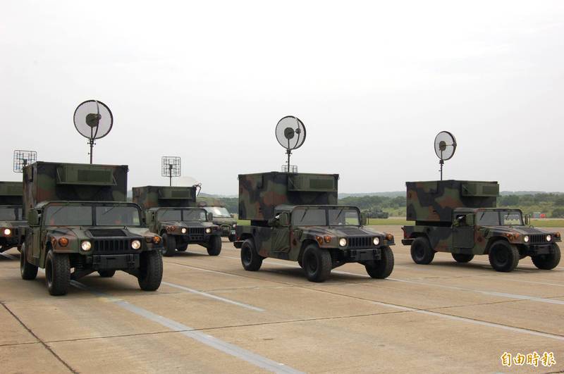 美國對台灣出售「野戰資訊通信系統」。圖為陸軍無線電多波道車。（資料照）