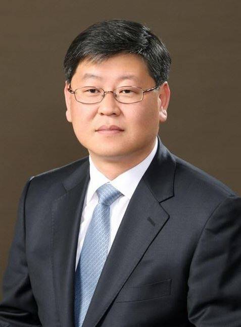 南韓法務部次長李龍九，上任前曾喝醉酒毆打計程車運將，而且當時大事化小小事化無。（圖擷自Namu網站）