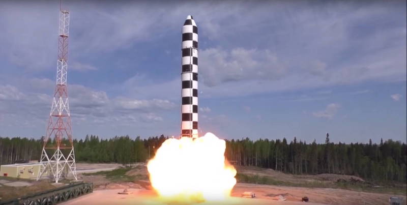 俄罗斯国防部副部长克里沃鲁奇科近期表示，俄国不久后将进行「萨尔马特」洲际弹道飞弹试射，进行飞行测试，图为「萨尔马特」洲际弹道飞弹弹射测试。（欧新社资料照）(photo:LTN)