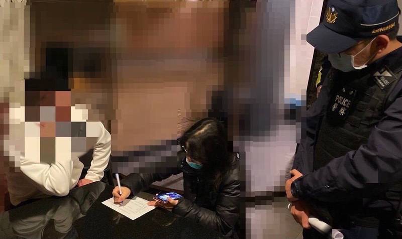台南市北區1名張姓居家檢疫個案，偷溜到KTV唱歌，遭警方臨檢查獲。（讀者提供）