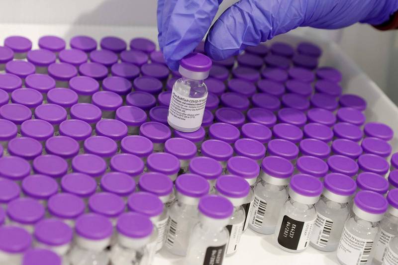 世衛組織將輝瑞大藥廠（Pfizer）和德國生技公司BioNTech合力研發的2019冠狀病毒疾病（COVID-19）疫苗列為可緊急使用。（法新社）