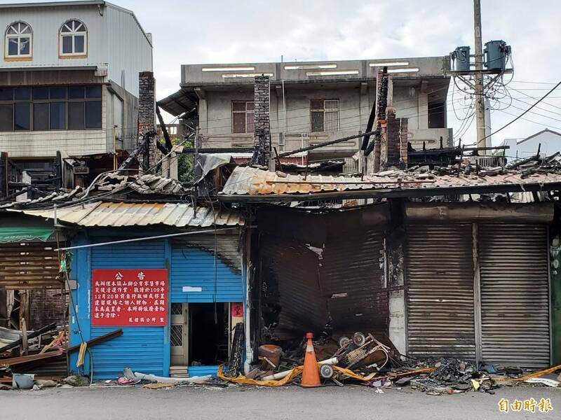 公證單位不接手，苑裡山腳市場清運時程再逢變數。（記者蔡政珉攝）