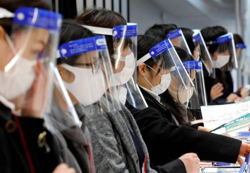日本武汉肺炎疫情未趋缓，服务业全副武装防疫。（路透资料照）(photo:LTN)