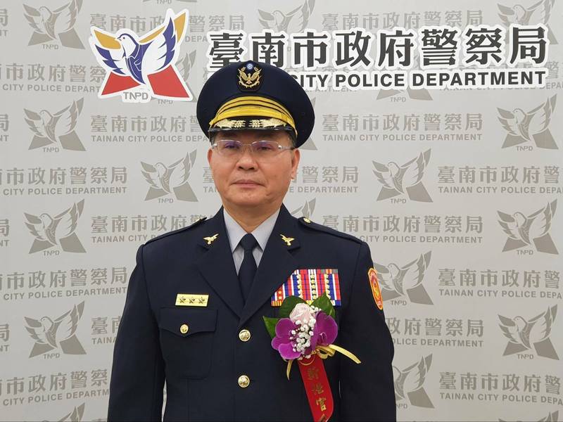 台南市警局長方仰寧表示，將等治安平穩再討論駐地的問題。（記者王捷翻攝）