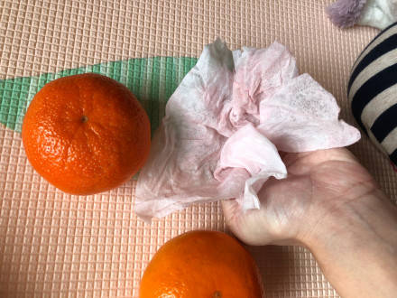 湖南长沙网友分享自己的实测照片，惨唿「超市买的沃柑，一样染了色」。（图取自微博）(photo:LTN)