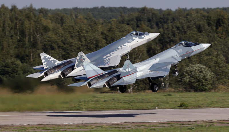 前俄罗斯试飞员托尔博耶夫认为，Su-57战机和美军F-35战机一对一缠斗时能取得胜利。（欧新社）(photo:LTN)