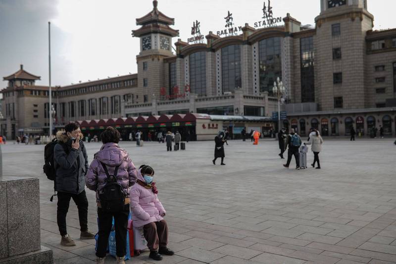 中國「春運」即將啟動，官方也正式「通知」盡可能就地過年、減少人員流動，避免疫情擴大。圖為北京車站。（歐新社資料照）