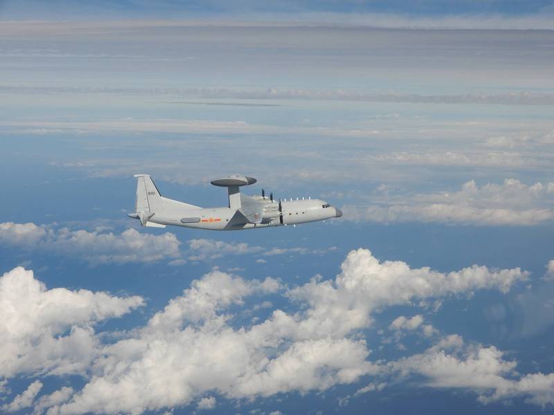 國防部發布今日擾台的共軍「空警500」預警機同型機照片。（國防部提供）