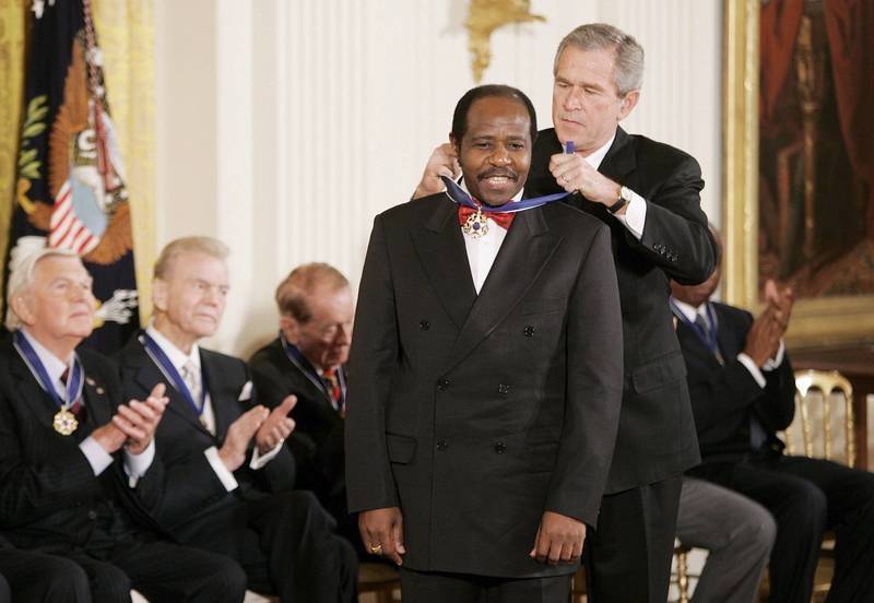 鲁塞萨巴吉纳2005年由当时美国总统布希颁予象征美国平民最高荣誉的「总统自由勋章」。（欧新社档案照）(photo:LTN)